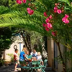 Goelia Les Jardins D'azur Aparthotel