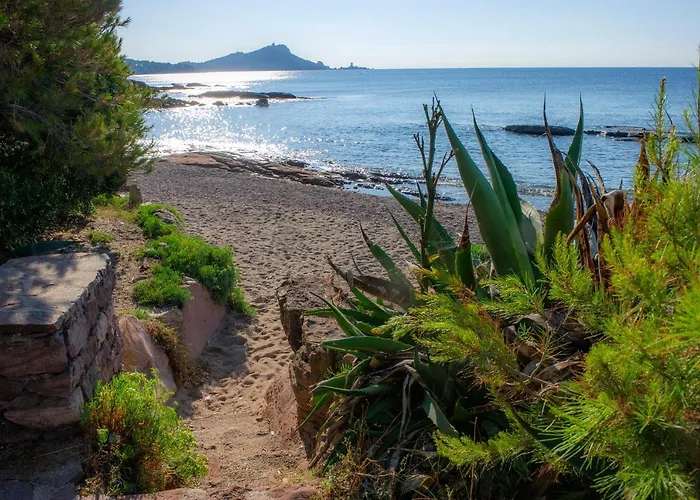 Résidence Goélia Les Jardins D'azur 3*