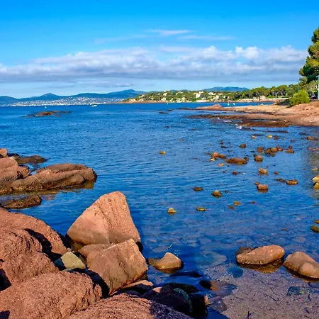 アパートホテル Goelia Les Jardins D'azur 3*