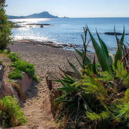 Goelia Les Jardins D'azur 3*