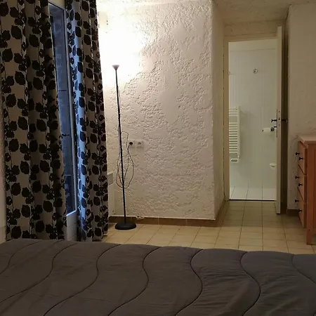 Goelia Les Jardins D'azur Aparthotel Saint-Raphael (Var)