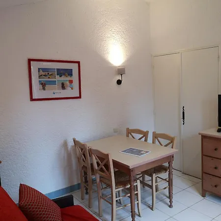 Goelia Les Jardins D'azur Aparthotel Saint-Raphael (Var)