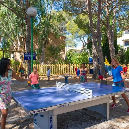 Goelia Les Jardins D'azur 3* Saint-Raphaël