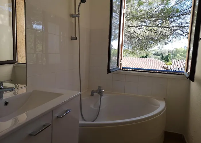 Goelia Les Jardins D'azur Aparthotel Saint-Raphaël